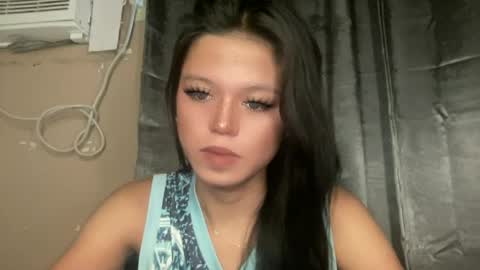 Snapshot of sexy_maevemorexxx chatting on June 2026 01:08:01 AM Nicole online show from June 2026 01:08:01 AM