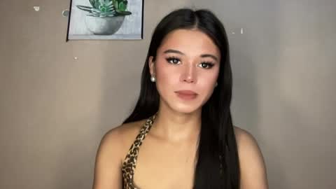 Snapshot of sexy_maevemorexxx chatting on July 2026 09:35:02 AM Nicole online show from July 2026 09:35:02 AM