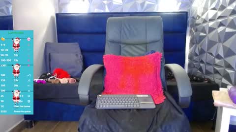 Snapshot of sexy_redgirl chatting on December 2025 04:09:01 AM karoline online show from December 2025 04:09:01 AM