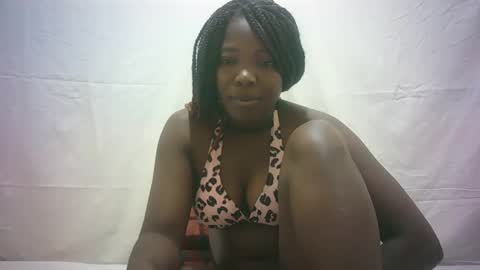 sexy_sandrah online show from March 2025 06:45:01 PM