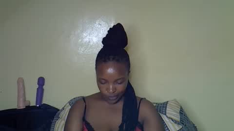 sexy_sazii online show from October 2025 02:33:01 AM