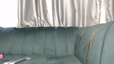 sexy_serena_ online show from December 2024 11:24:01 AM