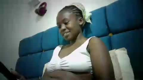 Snapshot of sexy_skyllah chatting on June 2026 11:05:01 AM sexy_skyllah online show from June 2026 11:05:01 AM