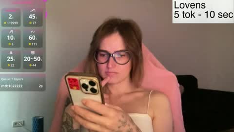 Snapshot of sexy_sweets chatting on June 2026 04:44:01 PM Sexy-Sweets online show from June 2026 04:44:01 PM