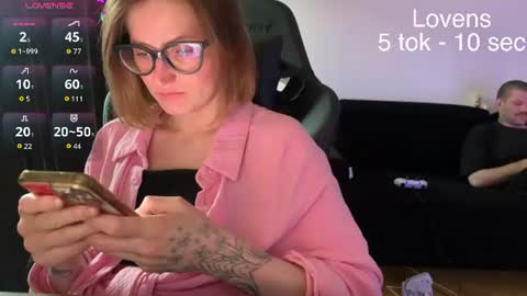 Snapshot of sexy_sweets chatting on June 2026 04:23:01 PM Sexy-Sweets online show from June 2026 04:23:01 PM