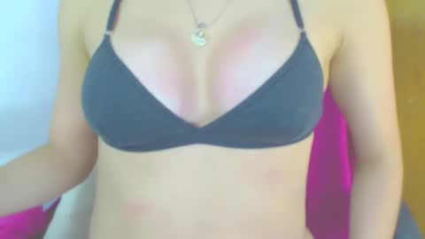 Snapshot of sexy_venus_sexy chatting on March 2026 10:16:02 PM venus online show from March 2026 10:16:02 PM