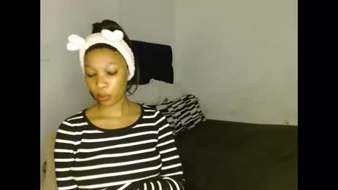 sexyalender02 online show from November 2025 04:25:01 PM