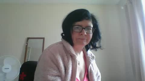 Snapshot of sexybabe41 chatting on March 2025 12:39:02 PM sexymilfy online show from March 2025 12:39:02 PM