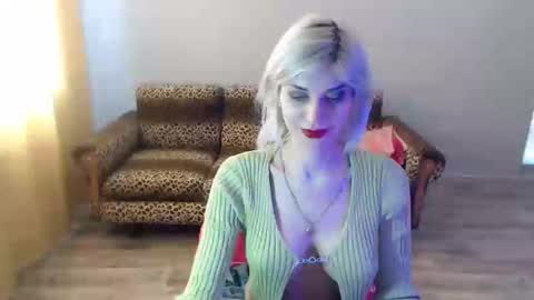 sexybeatriice online show from March 2025 01:31:02 PM