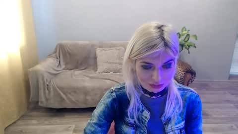 sexybeatriice online show from February 2026 08:11:01 AM