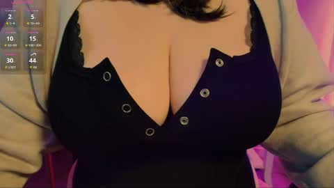 Snapshot of sexybichette chatting on April 2026 01:26:01 AM Bichette online show from April 2026 01:26:01 AM