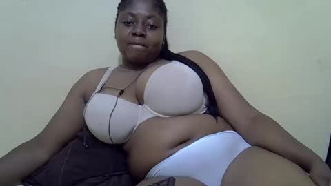 Snapshot of sexyboobies25 chatting on March 2025 07:21:02 AM sexyboobies25 online show from March 2025 07:21:02 AM