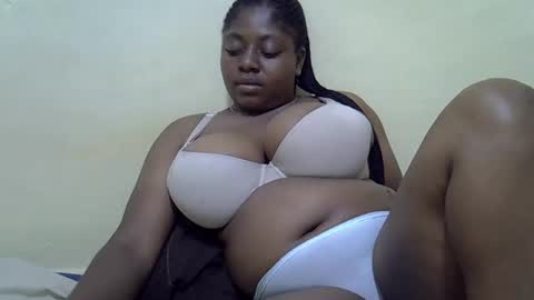 Snapshot of sexyboobies25 chatting on March 2025 10:37:01 AM sexyboobies25 online show from March 2025 10:37:01 AM