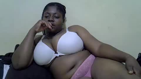 Snapshot of sexyboobies25 chatting on March 2025 05:57:02 PM sexyboobies25 online show from March 2025 05:57:02 PM