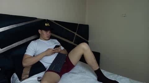 owen sky online show from October 2025 02:04:02 PM