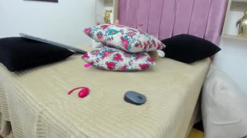 sexybrown_2005 online show from December 2024 06:06:01 AM