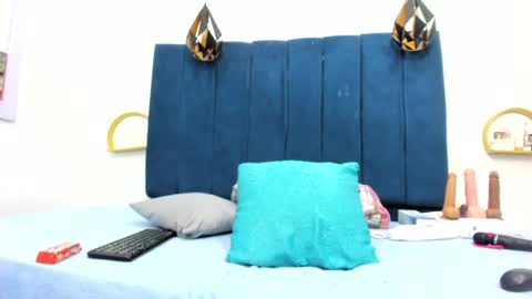 sexybrown_2005 online show from February 2025 12:32:02 AM