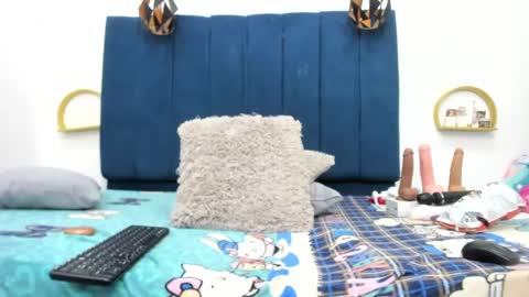 sexybrown_2005 online show from February 2025 04:50:02 AM