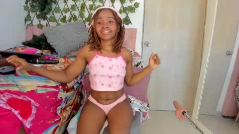 sofia online show from March 2025 08:31:01 PM