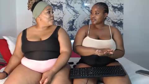 Snapshot of sexychill2000 chatting on June 2026 08:37:02 PM SEXYCHILL online show from June 2026 08:37:02 PM