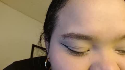 Eva online show from November 2025 01:39:02 AM