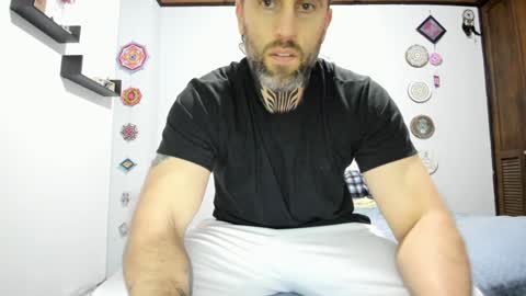 Snapshot of sexycolombian2022 chatting on January 2025 01:03:01 AM Antonioylola online show from January 2025 01:03:01 AM