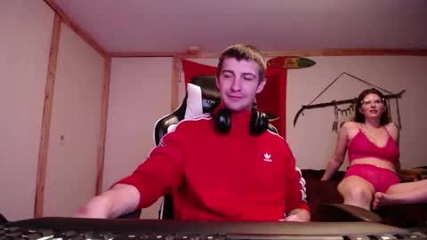 Snapshot of sexycoloradolovers chatting on November 2025 07:40:02 PM Austin and Megan online show from November 2025 07:40:02 PM