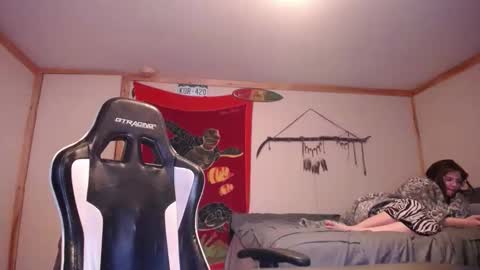 Snapshot of sexycoloradolovers chatting on February 2026 05:33:02 AM Austin and Megan online show from February 2026 05:33:02 AM