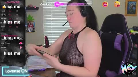 Snapshot of sexydistraction1 chatting on February 2025 07:31:02 PM  SexyDistraction  online show from February 2025 07:31:02 PM