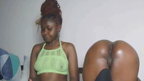 Snapshot of sexyebony283378 chatting on July 2026 05:57:01 AM sexyebony283378 online show from July 2026 05:57:01 AM
