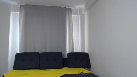 Snapshot of sexyelsexy1 chatting on February 2025 06:16:02 AM Emma online show from February 2025 06:16:02 AM