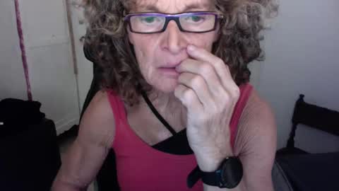 Snapshot of sexyfit58 chatting on December 2024 01:35:01 AM SexyFit58 online show from December 2024 01:35:01 AM