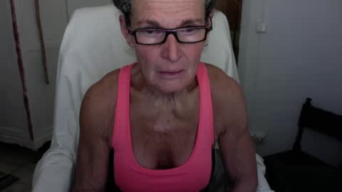 Snapshot of sexyfit58 chatting on March 2025 06:32:01 PM SexyFit58 online show from March 2025 06:32:01 PM
