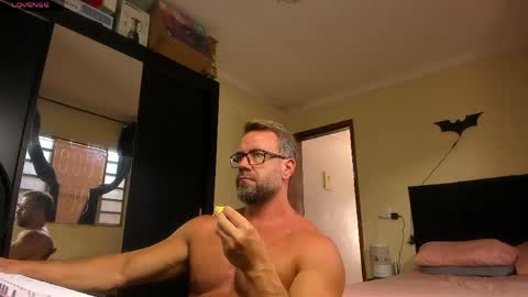 chris online show from April 2026 01:43:02 PM