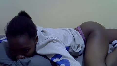 sexyghurl12 online show from October 2025 05:59:02 AM