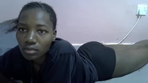 sexyghurl12 online show from February 2026 12:28:02 PM