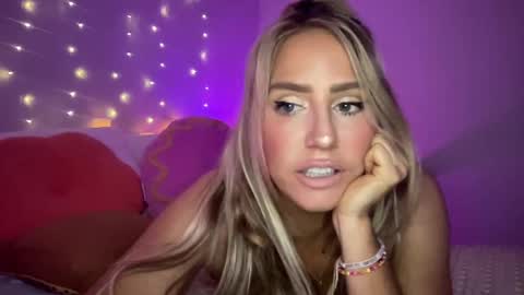 Snapshot of sexygoodvibebabe69 chatting on January 2025 10:48:02 AM Ashley Love online show from January 2025 10:48:02 AM