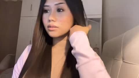 sexyhotangelyn online show from June 2026 05:41:02 AM