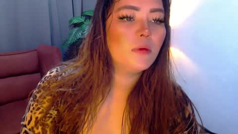 Snapshot of sexyjeanniecuntcums chatting on June 2026 08:35:01 PM JENNY online show from June 2026 08:35:01 PM