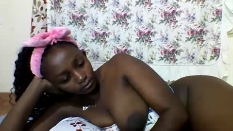 Snapshot of sexyjoane chatting on February 2025 04:01:02 AM JOAN online show from February 2025 04:01:02 AM