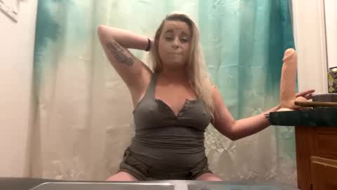 sexylilb17 online show from March 2025 02:30:02 AM