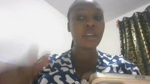 Snapshot of sexylily25 chatting on October 2025 03:00:02 PM lily online show from October 2025 03:00:02 PM