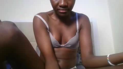 sexylina25 online show from March 2026 10:38:01 PM