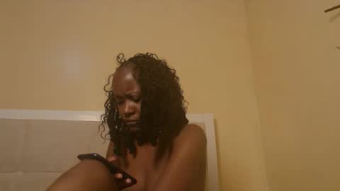 Snapshot of sexymia56 chatting on September 2025 02:05:02 PM Miss mia online show from September 2025 02:05:02 PM