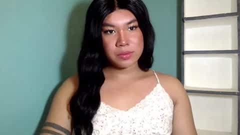 Snapshot of sexymika_xoxo chatting on October 2025 04:42:01 PM Mika online show from October 2025 04:42:01 PM