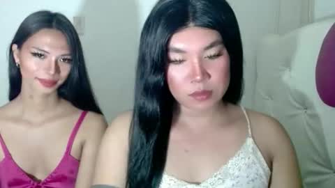 Snapshot of sexymika_xoxo chatting on November 2025 10:15:02 AM Mika online show from November 2025 10:15:02 AM