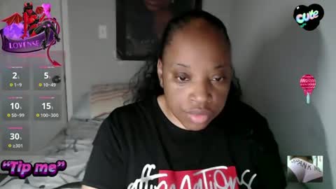 Snapshot of sexymona1218 chatting on September 2025 02:22:02 AM SexyMona online show from September 2025 02:22:02 AM