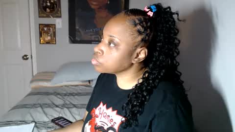 Snapshot of sexymona1218 chatting on October 2025 05:26:02 AM SexyMona online show from October 2025 05:26:02 AM