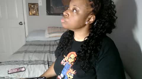 Snapshot of sexymona1218 chatting on October 2025 07:06:02 AM SexyMona online show from October 2025 07:06:02 AM