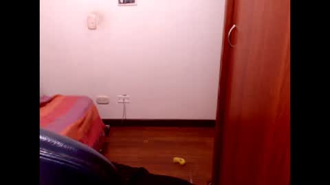 Snapshot of sexymone0618 chatting on September 2025 02:26:02 AM sexymone0618 online show from September 2025 02:26:02 AM